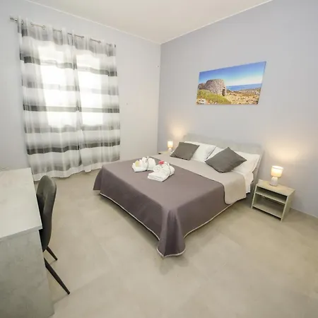 فندق مبيت وإفطار Dei Due Mari 3*