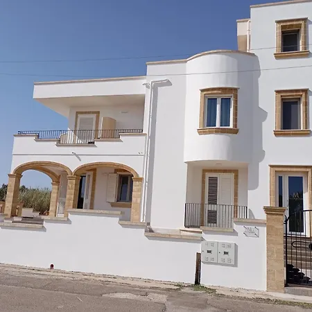 Dei Due Mari فندق مبيت وإفطار 3*