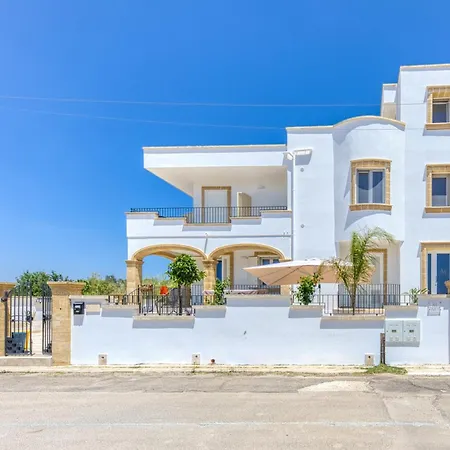Bed & Breakfast Dei Due Mari 3*